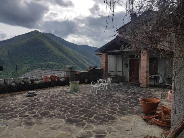 Rustico / Casale in vendita a Pontremoli MS