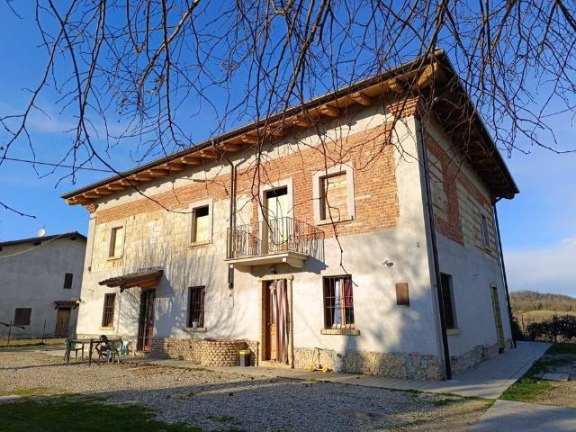 Rustico / Casale in vendita a Ponzano Monferrato AL