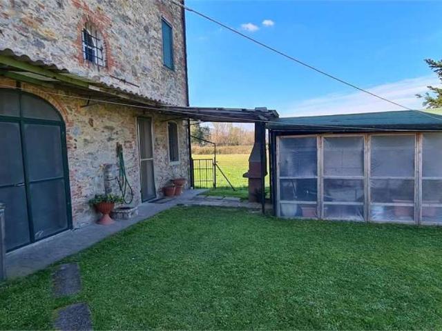 Rustico / Casale in vendita a Porcari LU