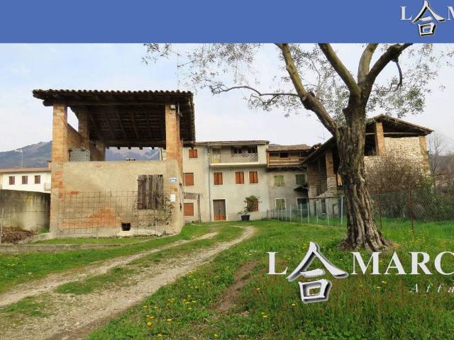 Rustico / Casale in vendita a Possagno TV