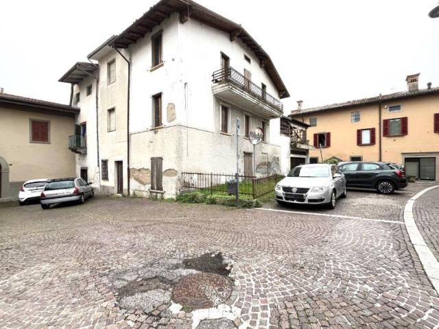 Rustico / Casale in vendita a Palazzolo sull'Oglio BS