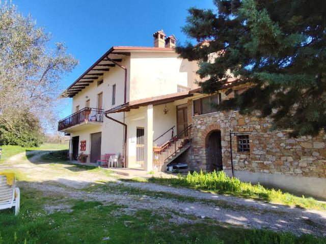 Rustico / Casale in vendita a Panicale PG