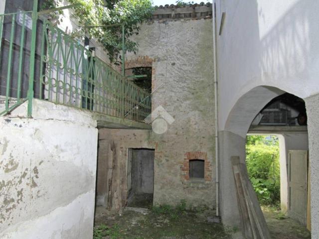 Rustico / Casale in vendita a Parodi Ligure AL