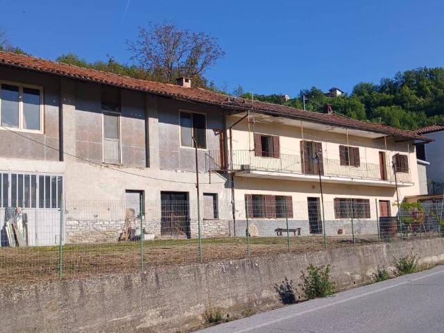 Rustico / Casale in vendita a Paroldo CN