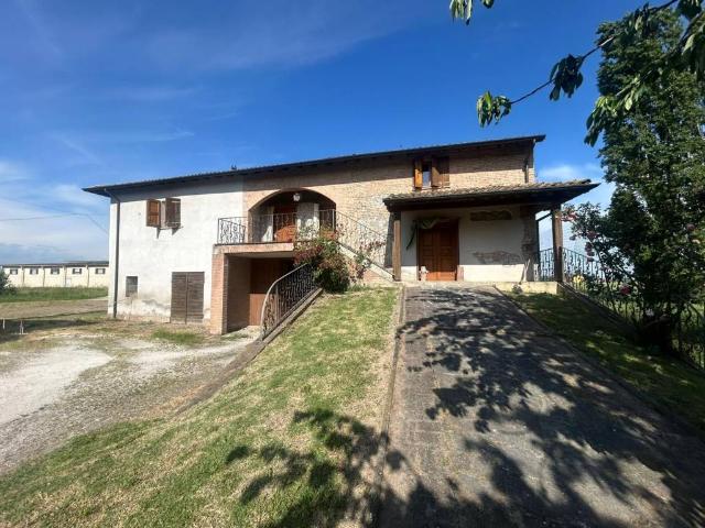 Rustico / Casale in vendita a Parma PR