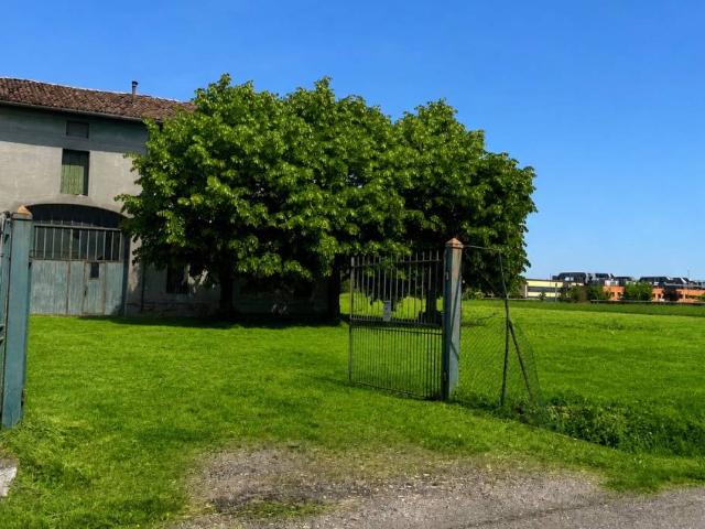 Rustico / Casale in vendita a Parma PR