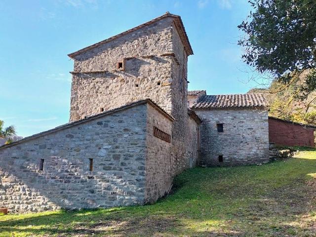 Rustico / Casale in vendita a Perugia PG