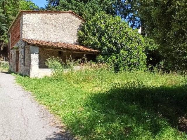 Rustico / Casale in vendita a Pescaglia LU