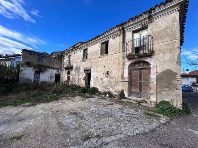 Rustico / Casale in vendita a Pescara PE