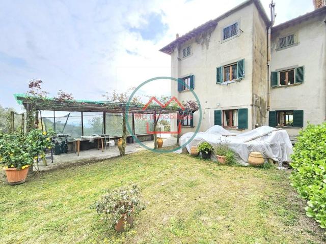Rustico / Casale in vendita a Pescia PT