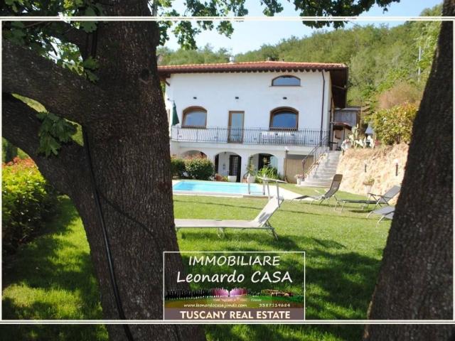 Rustico / Casale in vendita a Pescia PT