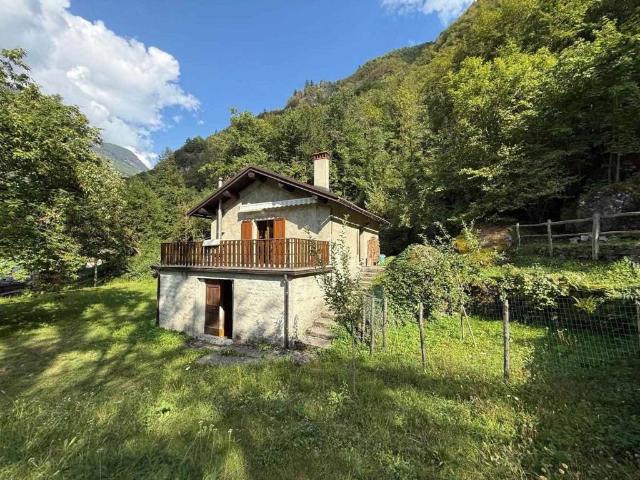 Rustico / Casale in vendita a Piuro SO