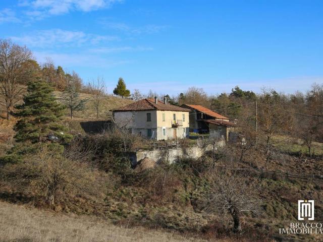 Rustico / Casale in vendita a Piana Crixia SV