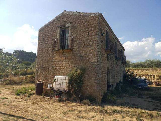 Rustico / Casale in vendita a Piazza Armerina EN