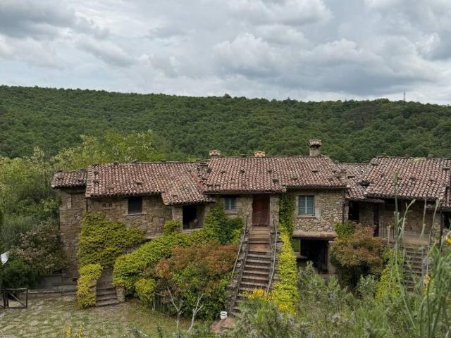 Rustico / Casale in vendita a Piegaro PG