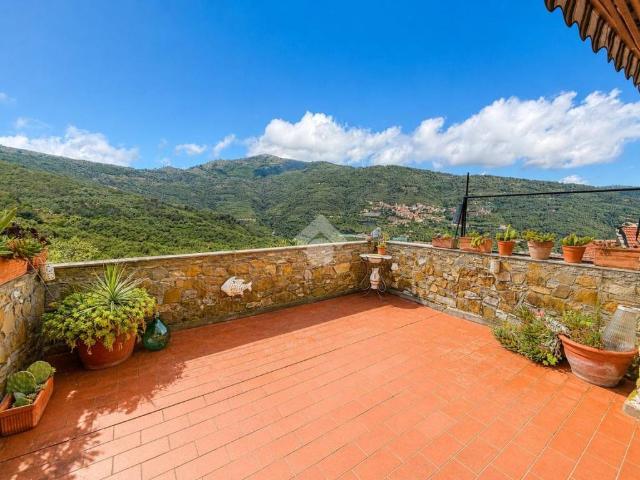 Rustico / Casale in vendita a Pietrabruna IM