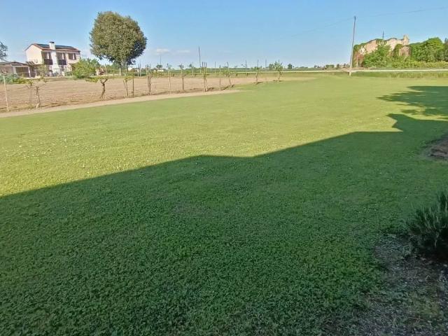 Rustico / Casale in vendita a Pincara RO