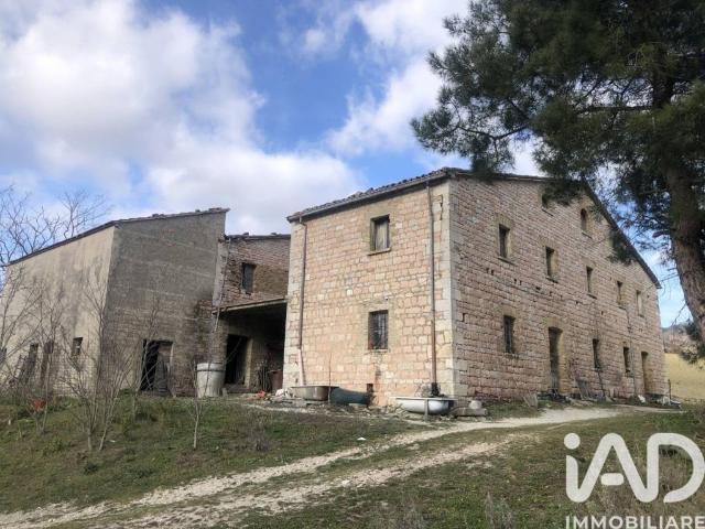 Rustico / Casale in vendita a Piobbico PU
