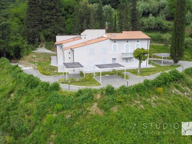Rustico / Casale in vendita a Pistoia PT
