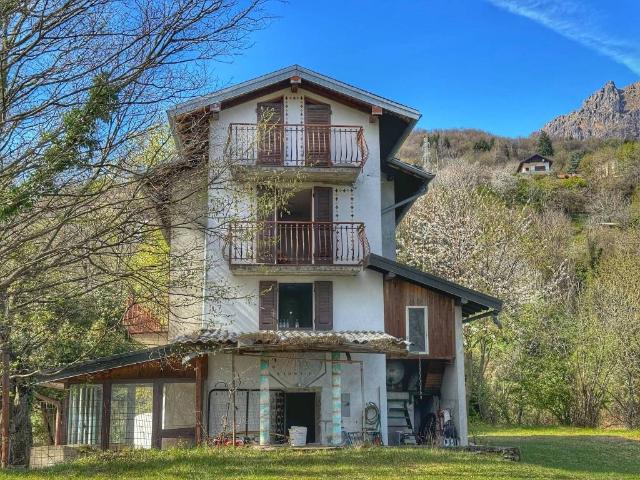 Rustico / Casale in vendita a Plesio CO
