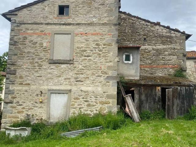Rustico / Casale in vendita a Pratovecchio e Stia AR