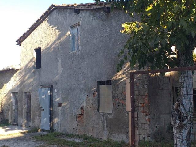Rustico / Casale in vendita a Prato PO