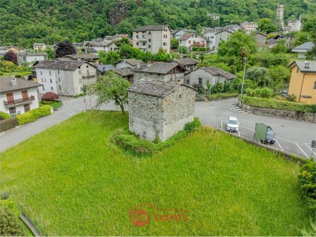 Rustico / Casale in vendita a Prata Camportaccio SO