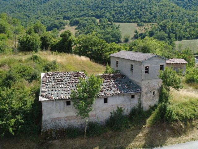 Rustico / Casale in vendita a Preci PG