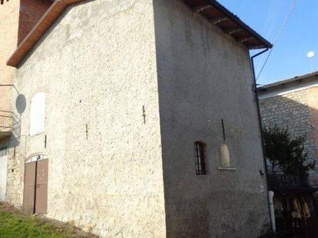 Rustico / Casale in vendita a Prignano sulla Secchia MO