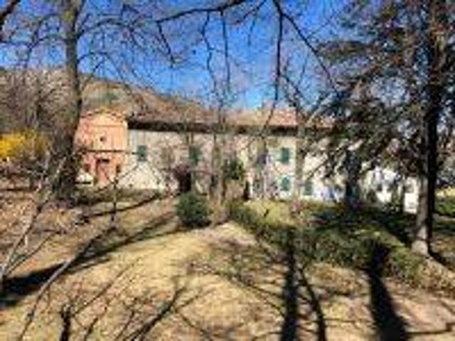 Rustico / Casale in vendita a Prignano sulla Secchia MO
