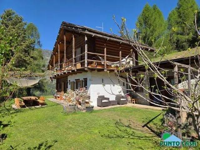 Rustico / Casale in vendita a Primiero San Martino di Castrozza TN