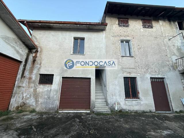 Rustico / Casale in vendita a Puegnago sul Garda BS