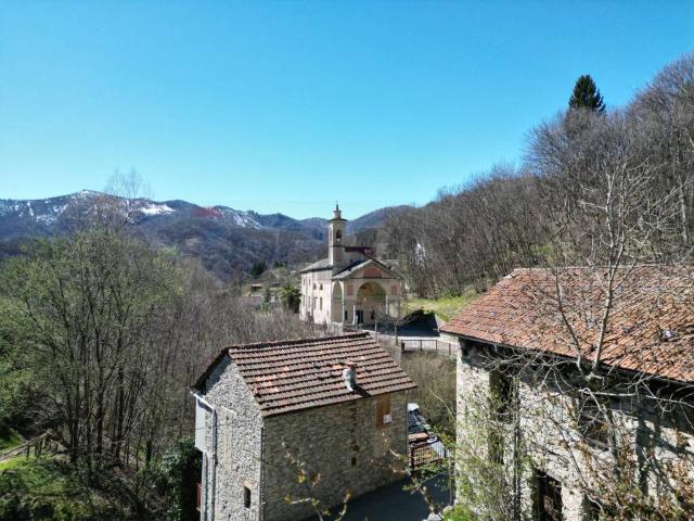 Rustico / Casale in vendita a Quarna Sotto VB