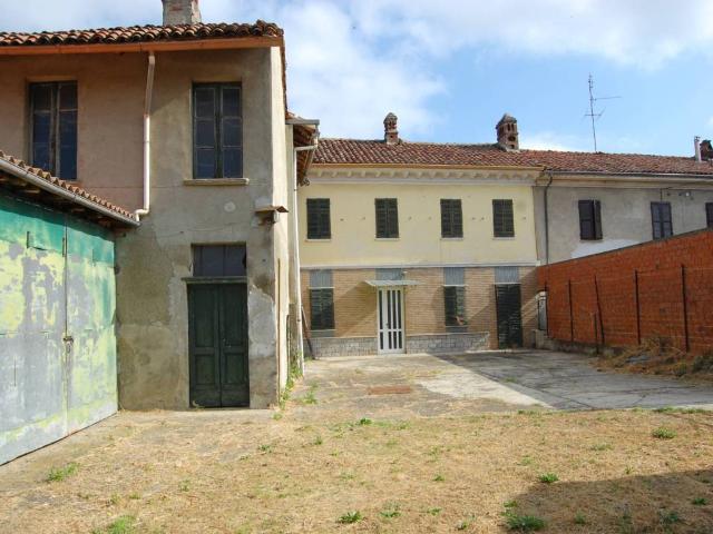 Rustico / Casale in vendita a Quargnento AL