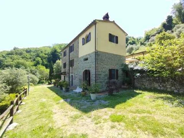 Rustico / Casale in vendita a Quarrata PT