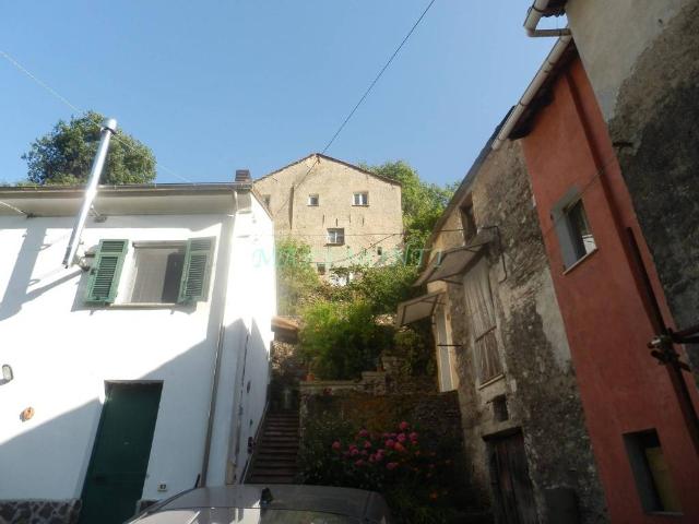 Rustico / Casale in vendita a Quiliano SV
