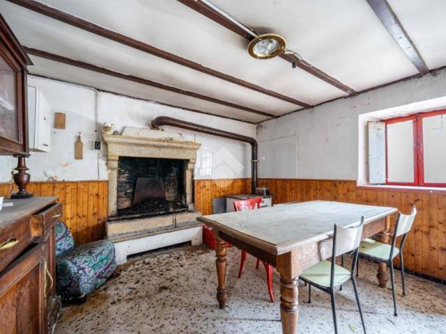 Rustico / Casale in vendita a Roverè Veronese VR