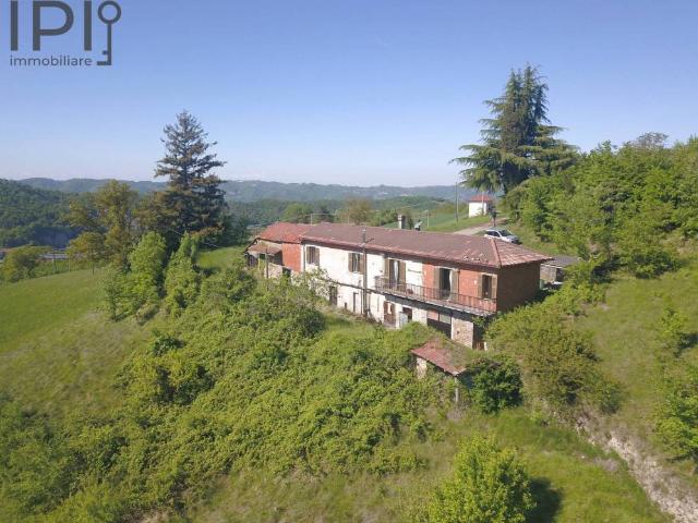 Rustico / Casale in vendita a Roccaverano AT