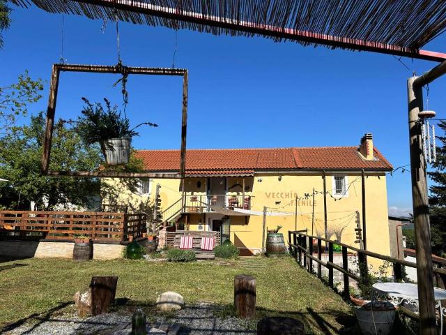 Rustico / Casale in vendita a Roccavignale SV