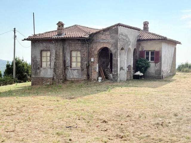 Rustico / Casale in vendita a Rocca Priora RM