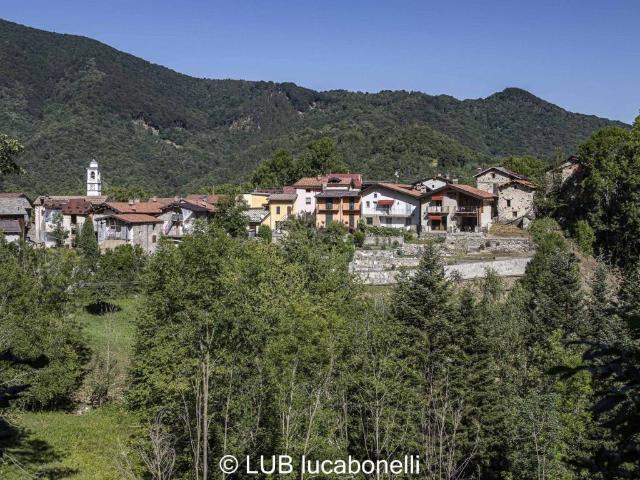 Rustico / Casale in vendita a Roccaforte Mondovì CN