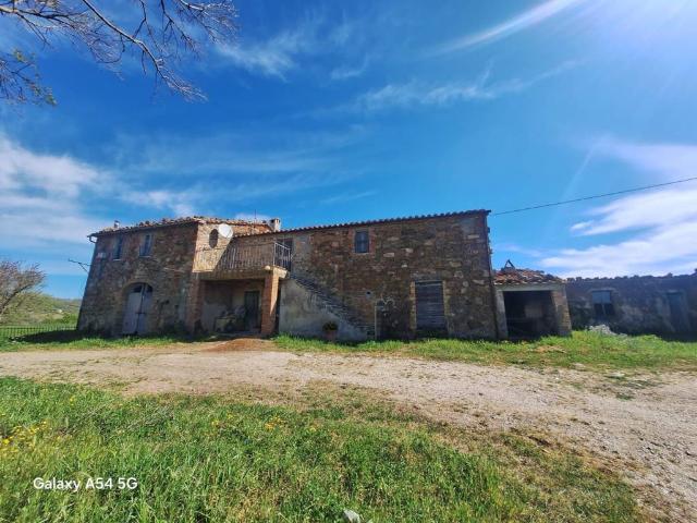 Rustico / Casale in vendita a Roccalbegna GR