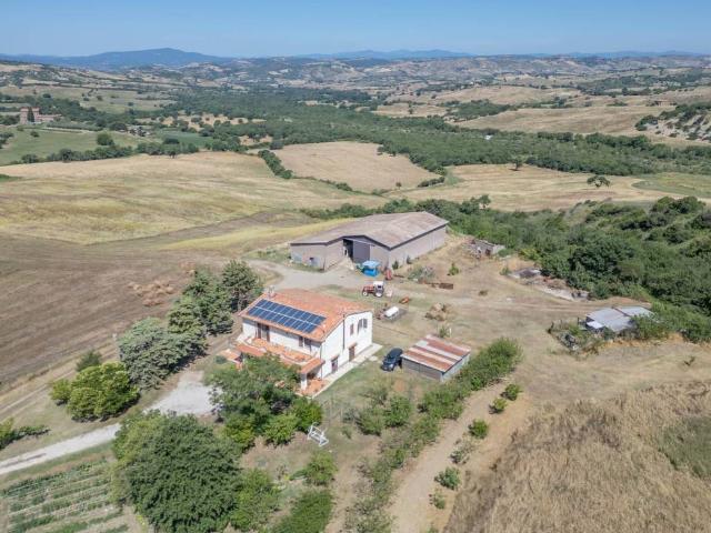 Rustico / Casale in vendita a Roccalbegna GR