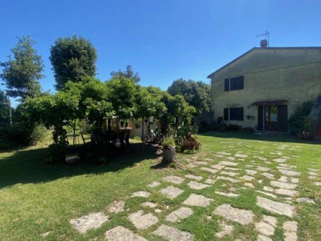 Rustico / Casale in vendita a Roccastrada GR