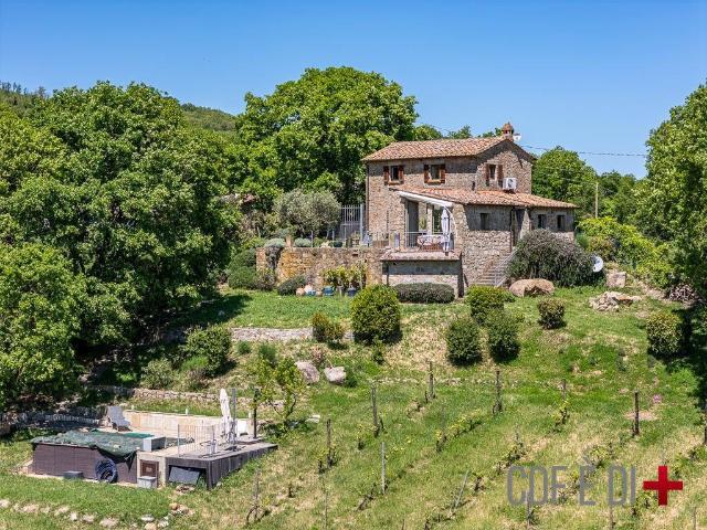 Rustico / Casale in vendita a Roccastrada GR