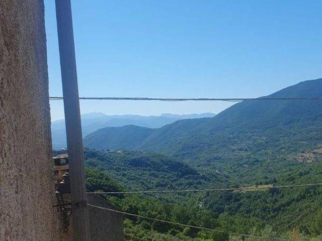 Rustico / Casale in vendita a Rocchetta a Volturno IS