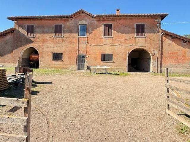 Rustico / Casale in vendita a Roma RM