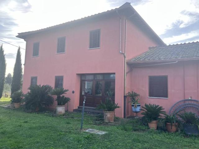Rustico / Casale in vendita a Roma RM
