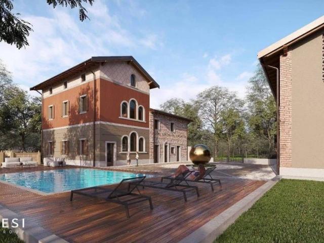 Rustico / Casale in vendita a Romano di Lombardia BG