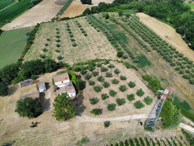 Rustico / Casale in vendita a Rosciano PE